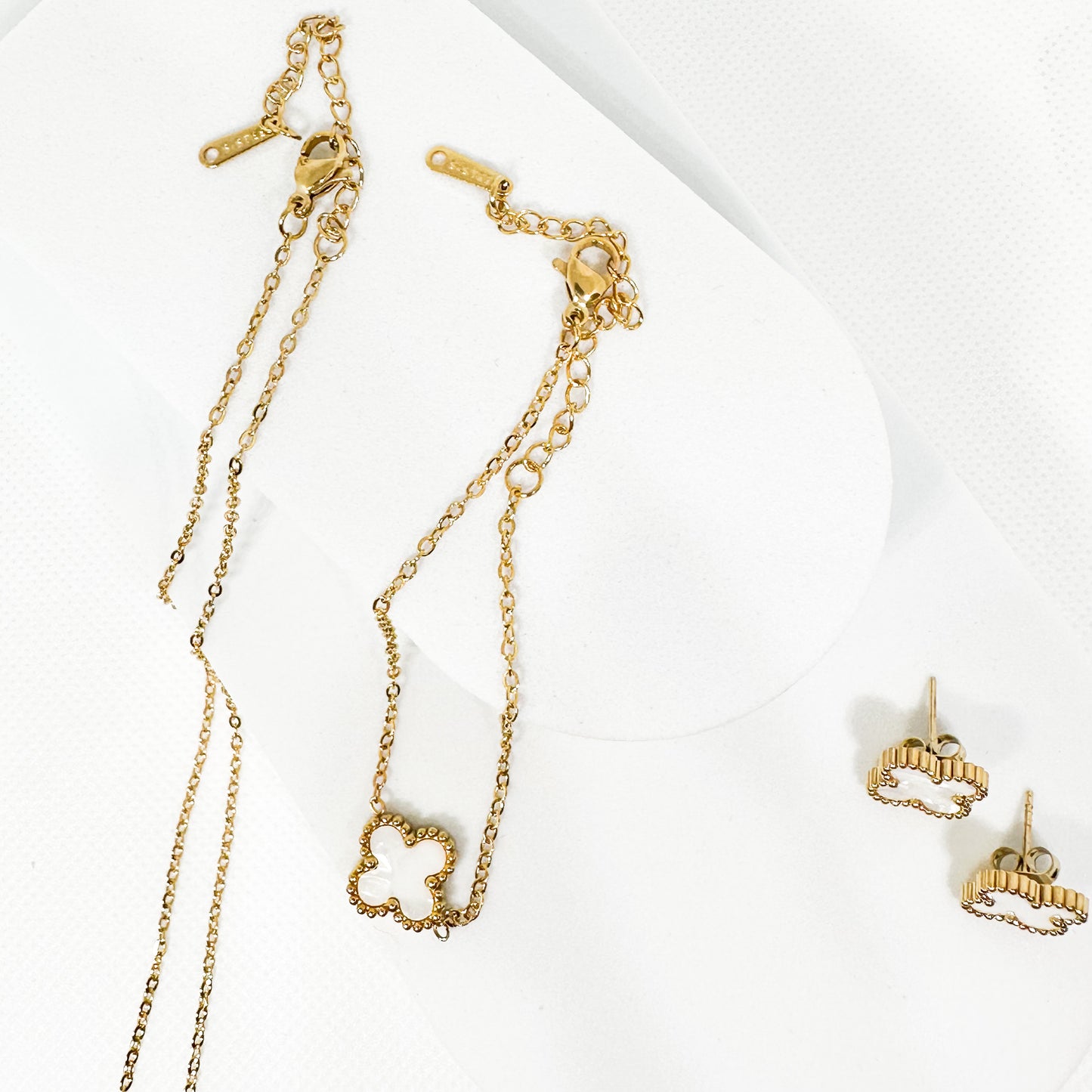 Clover Set stainless steel 18k gold plated White and Gold waterproof